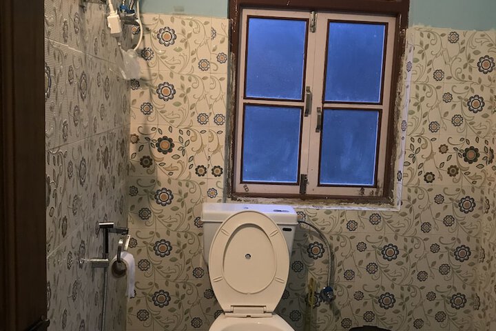 Room 49 of 65
