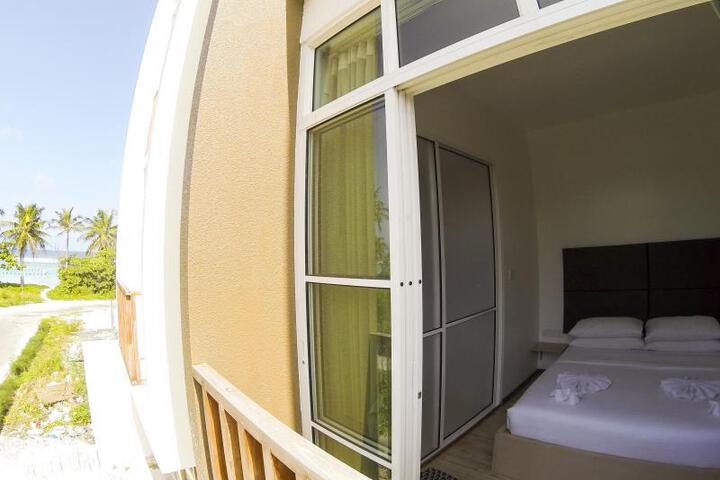 Airport Comfort Inn