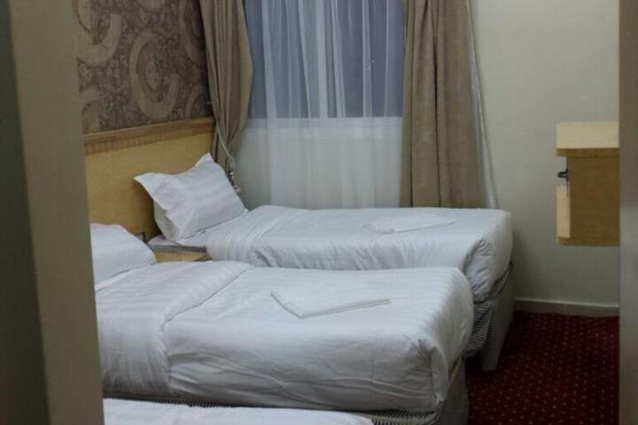 Room 3 of 6