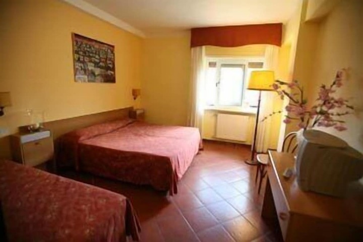 Room 20 of 72