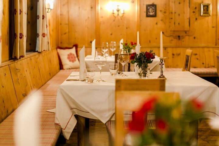 Dining 96 of 136