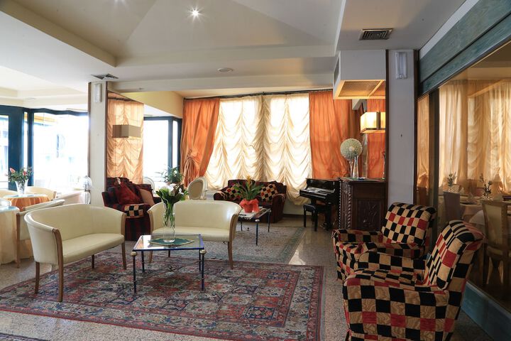 Lobby Photos
