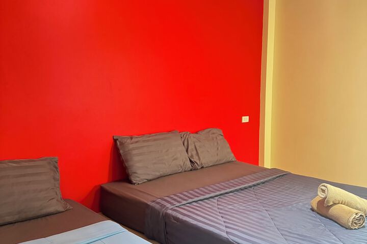Room 28 of 59
