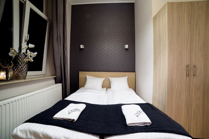 Room 21 of 84