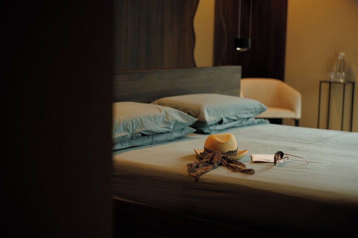 Room 18 of 34