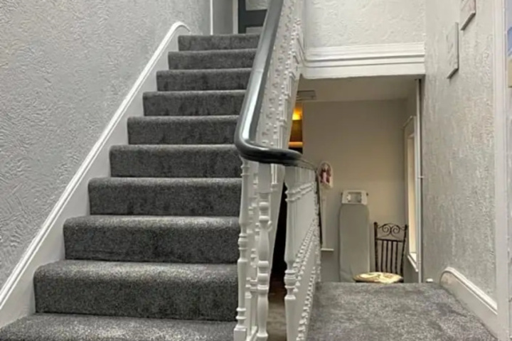 Room 12 of 14