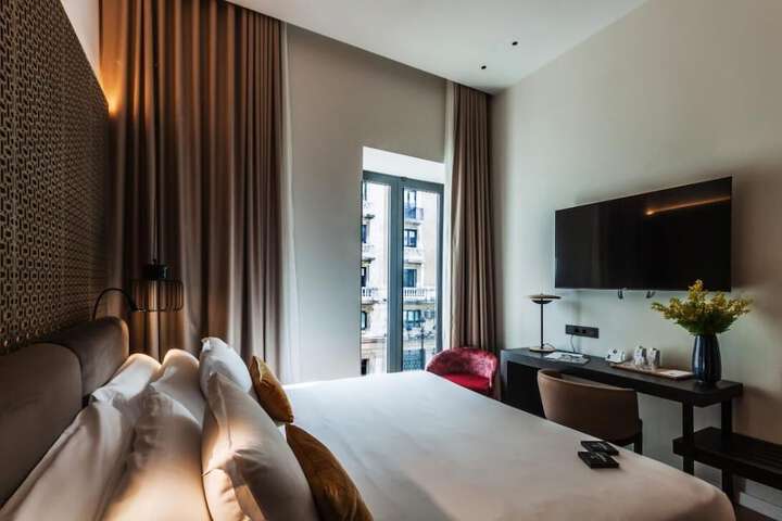 Room 43 of 94