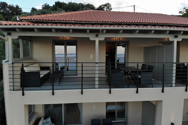 Terrace/Patio 42 of 99