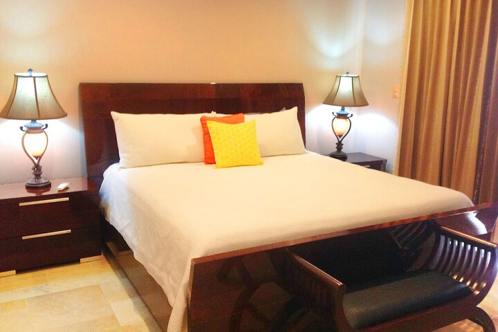 Room 13 of 52