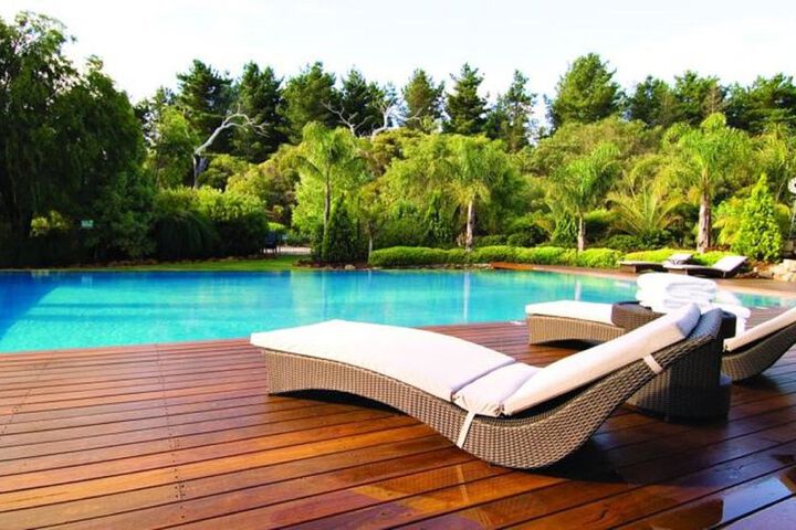Pool 37 of 49