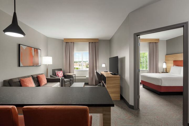 Room 18 of 78