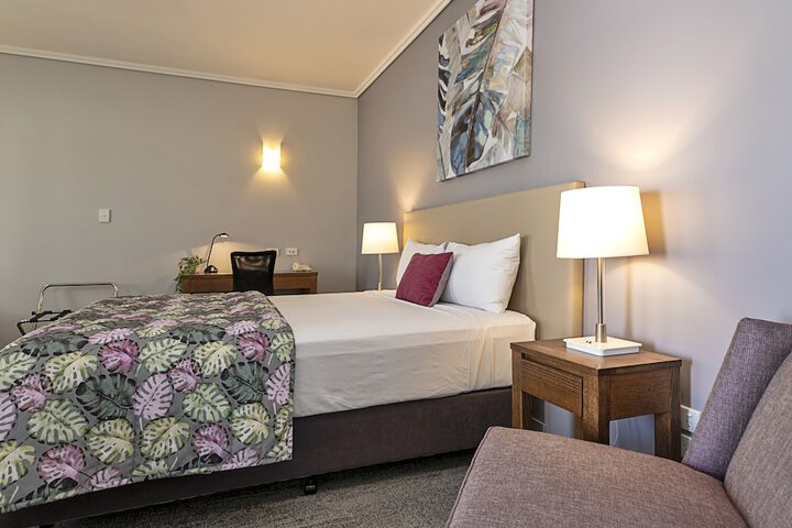 Room 16 of 49