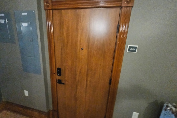 Ballroom/Hall 52 of 66