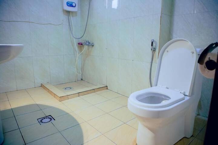 Room 15 of 18