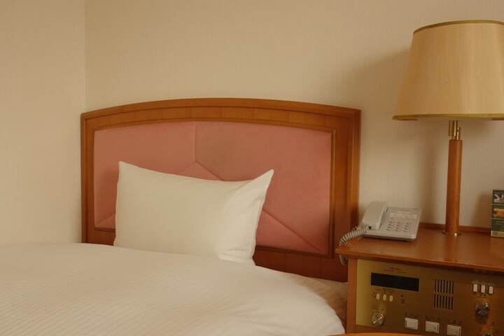 Room 13 of 39