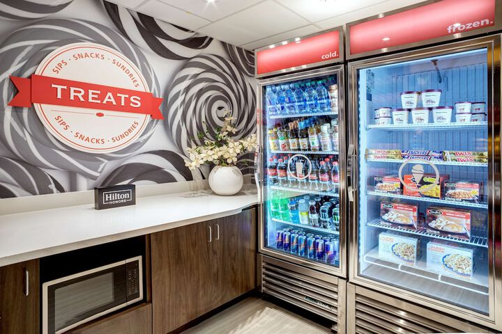 Snack bar