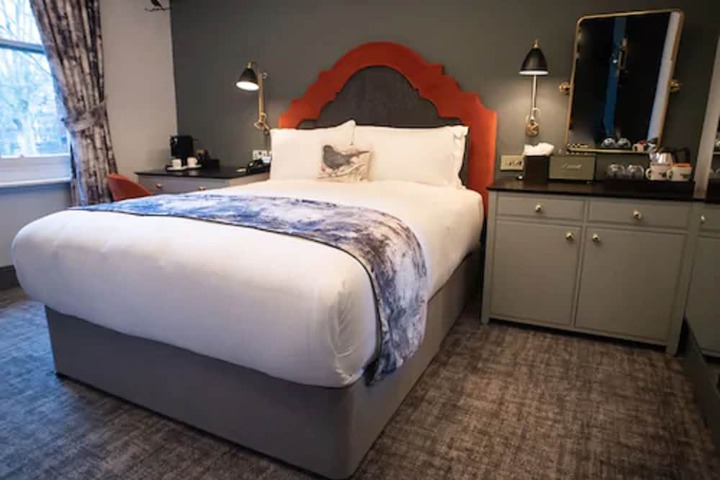 Room 10 of 59