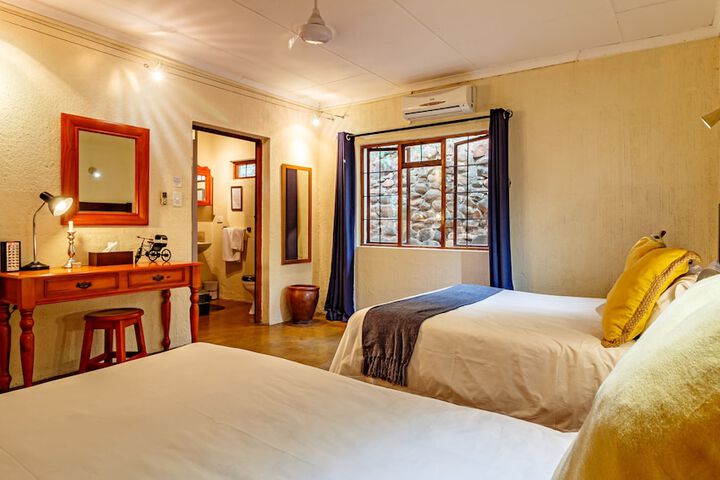 Room 34 of 135