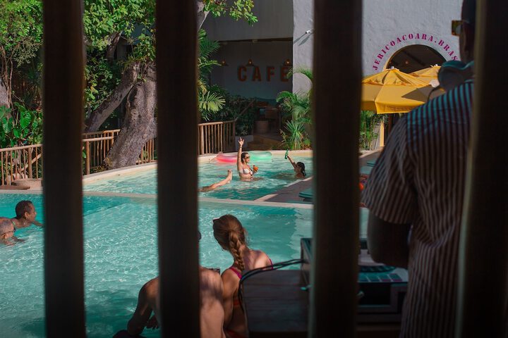 Pool 157 of 262