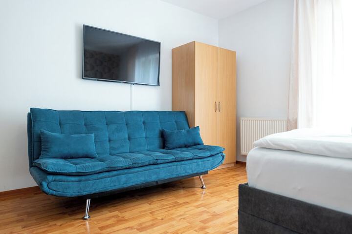 Room 72 of 140