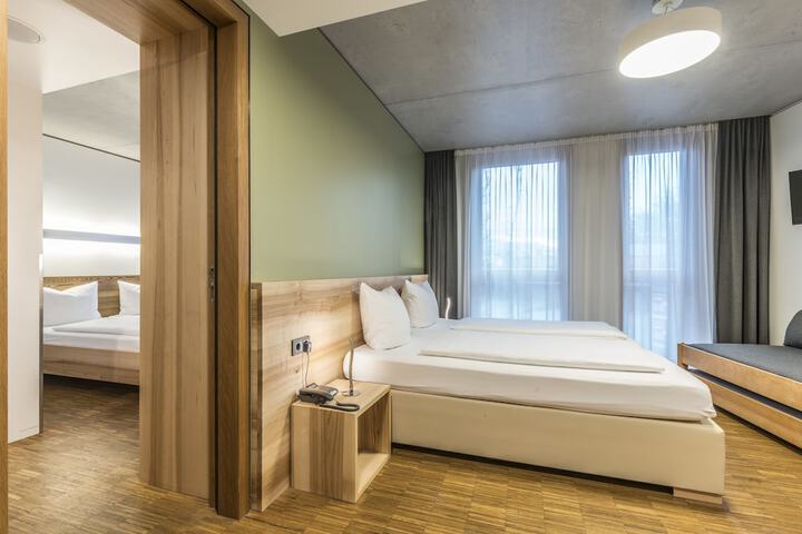 Room 19 of 44