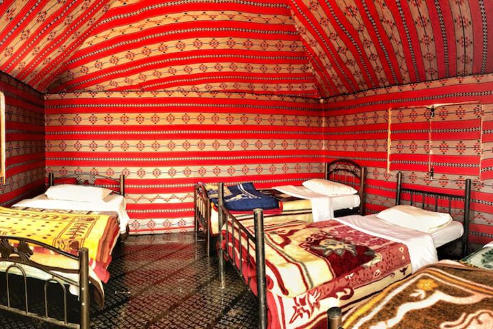 Room 4 of 39