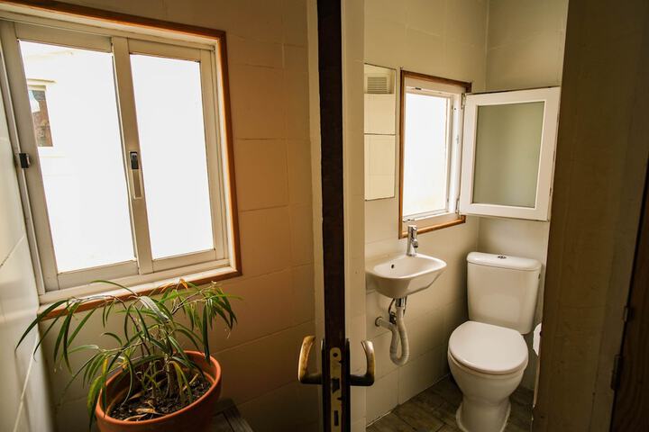 Room 18 of 23