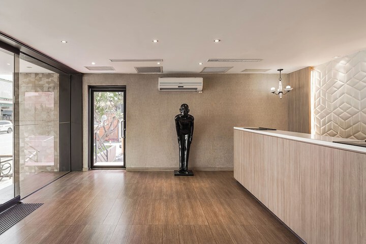 Hotel Interior 10 of 65
