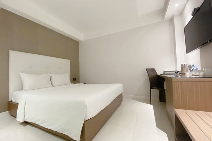 Room 8 of 47