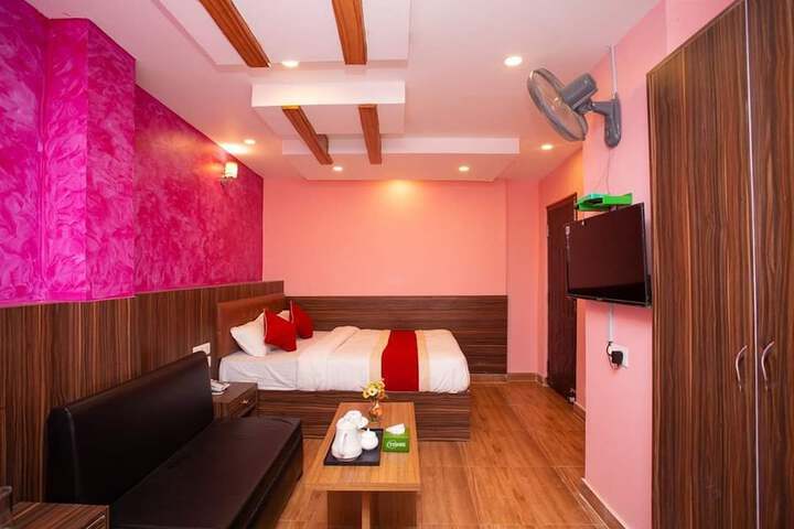 Room 10 of 15