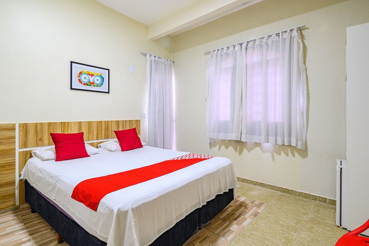 Room 2 of 6