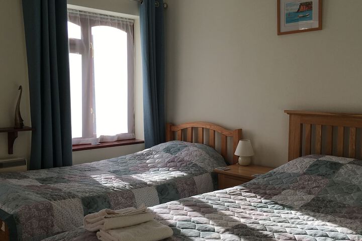 Room 3 of 35