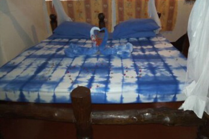 Room 34 of 40