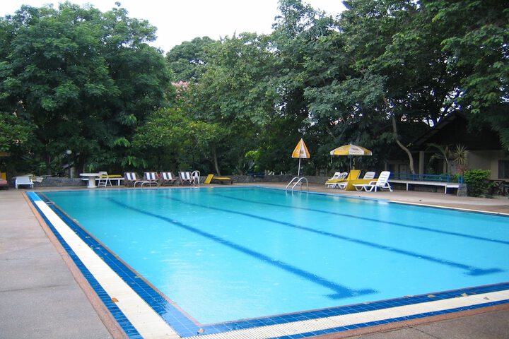 Pool 42 of 61