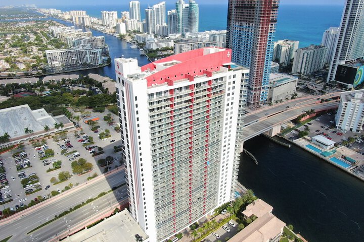 SOUTH OCEAN SUITES in Hollywood, FL