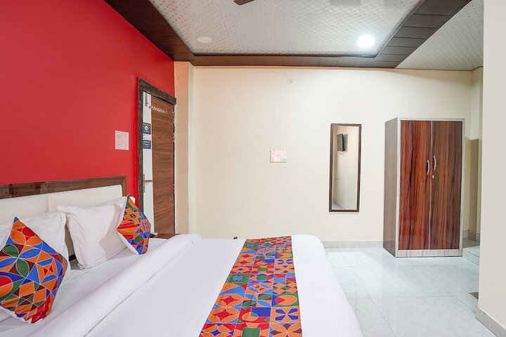Room 20 of 28