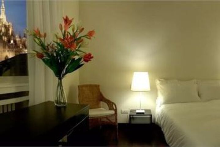 Room 11 of 40