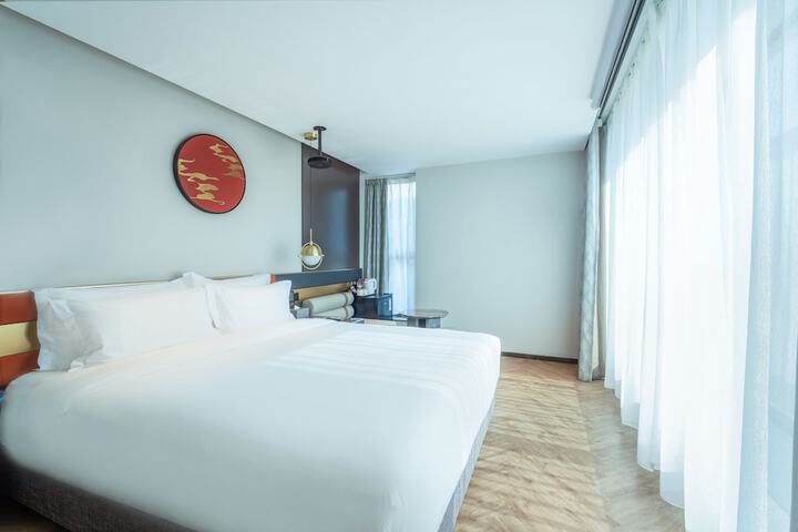 Room 43 of 52