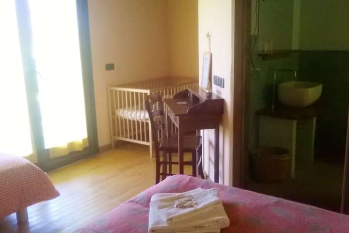 Room 14 of 36
