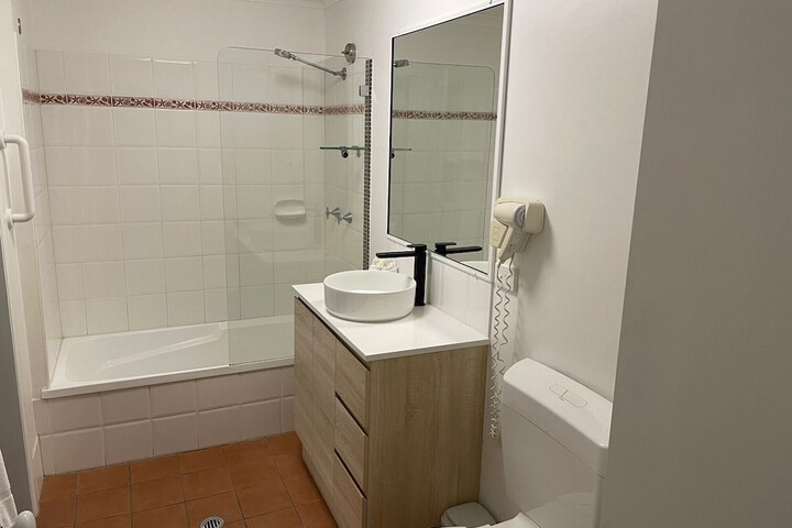 Room 30 of 53