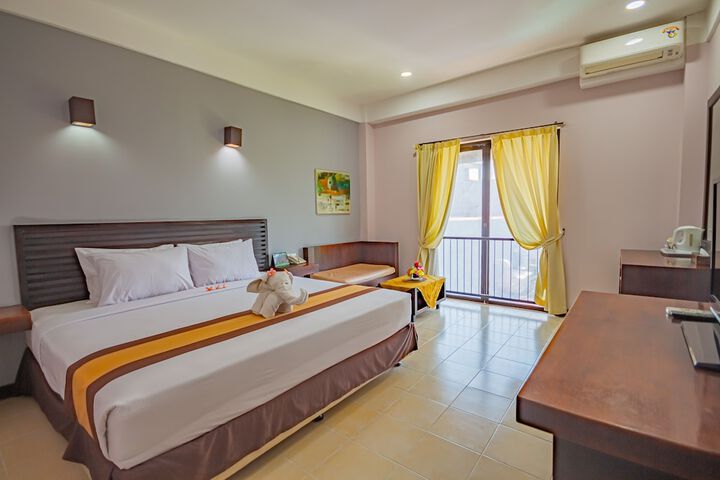 Room 8 of 71