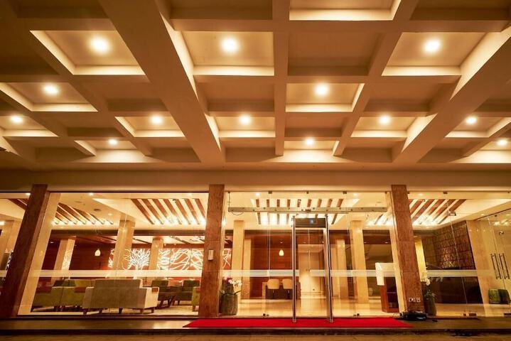 Hotel Interior 70 of 82