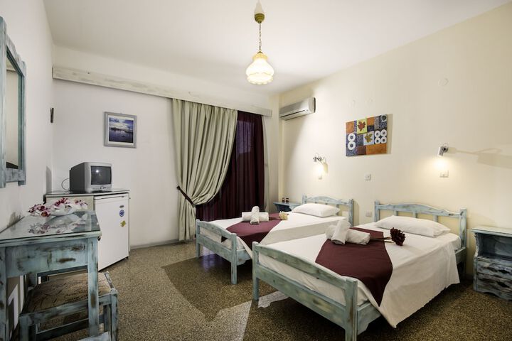 Room 8 of 23