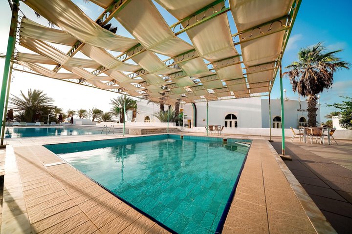 Hotel with Pool