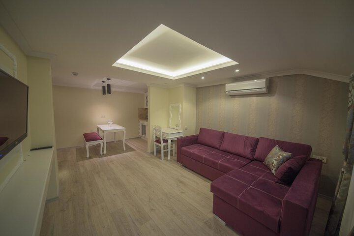 Room 13 of 62