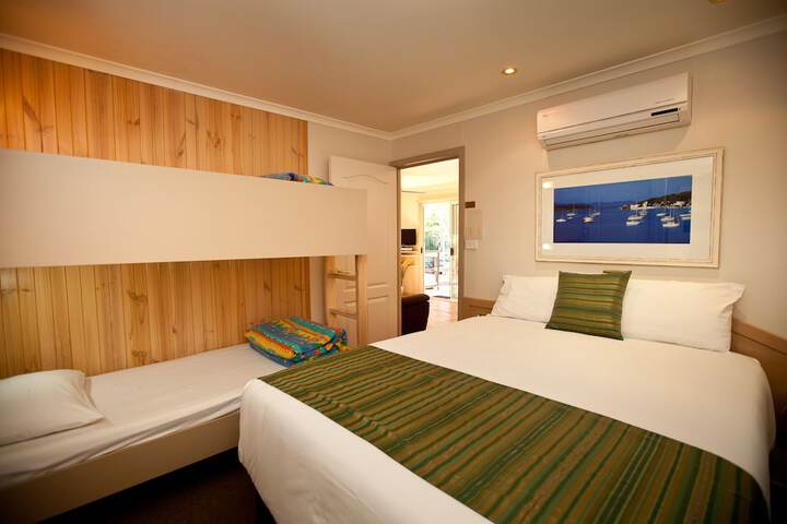 Room 15 of 147