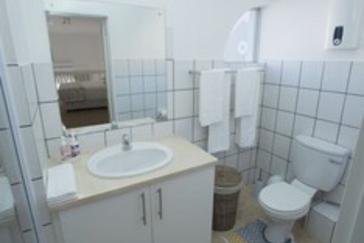 Room 2 of 23