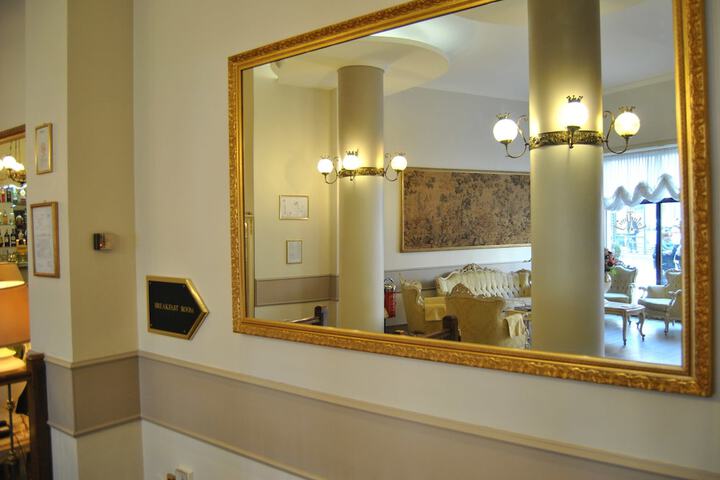 Lobby Photos