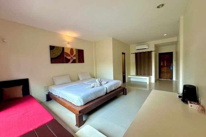 Room 19 of 46