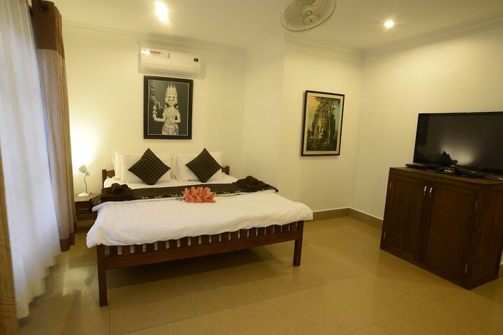 Room 17 of 83